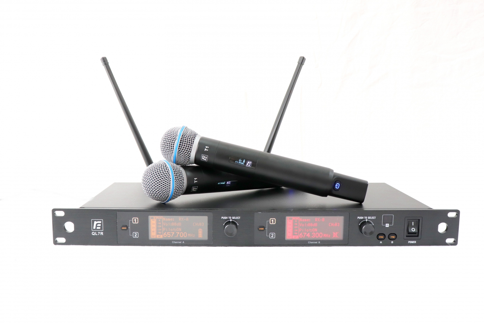 RFIntell QL7R/T1-A 651,800-683,400 МГц 2-канальная радиосистема с 2-мя ручными микрофонами в Омской области